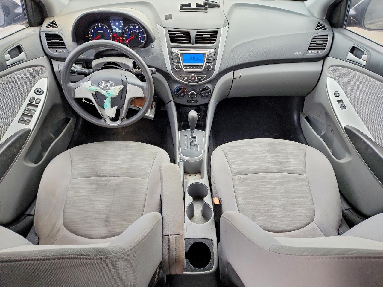 2014 Hyundai Accent Gls - zdjęcie 8