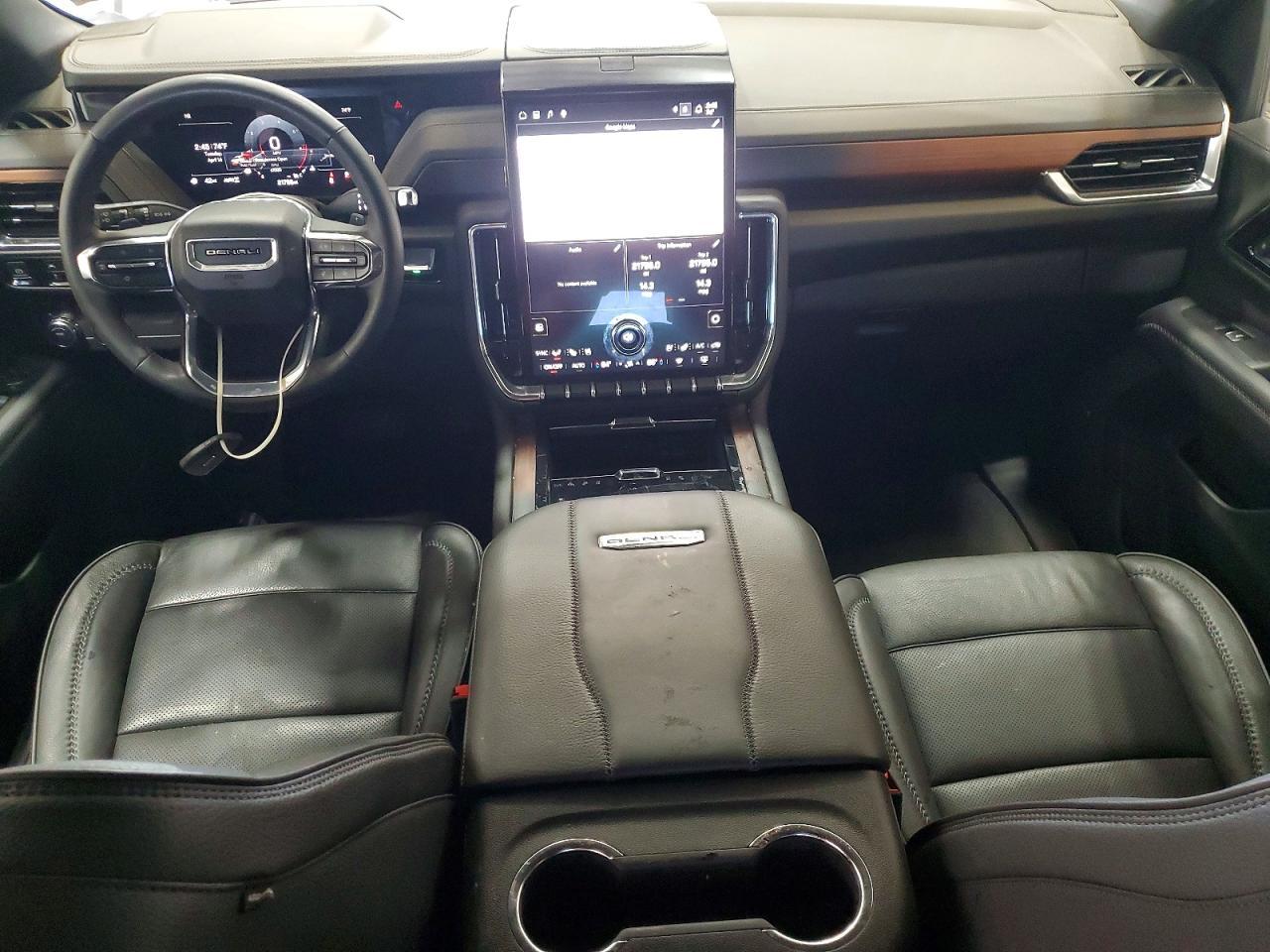 2025 GMC Yukon Xl Denali - zdjęcie 8
