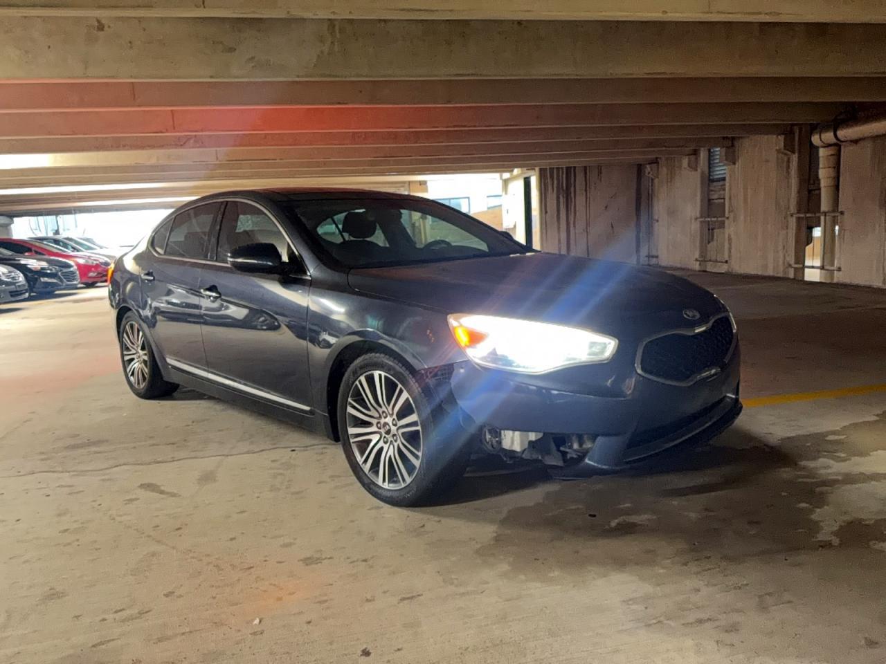 2014 Kia Cadenza Premium - zdjęcie główne