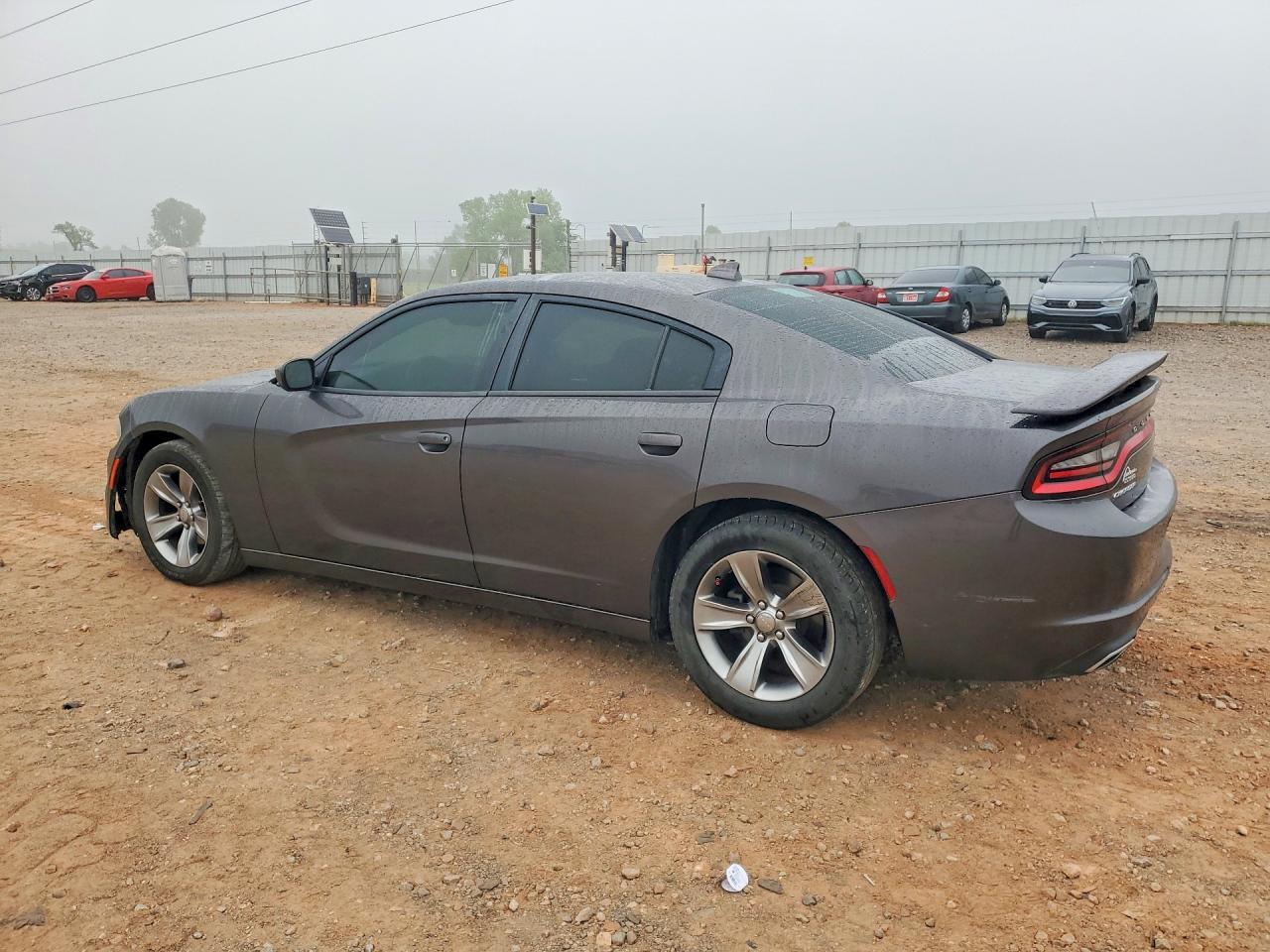 2016 Dodge Charger Sxt - zdjęcie 2