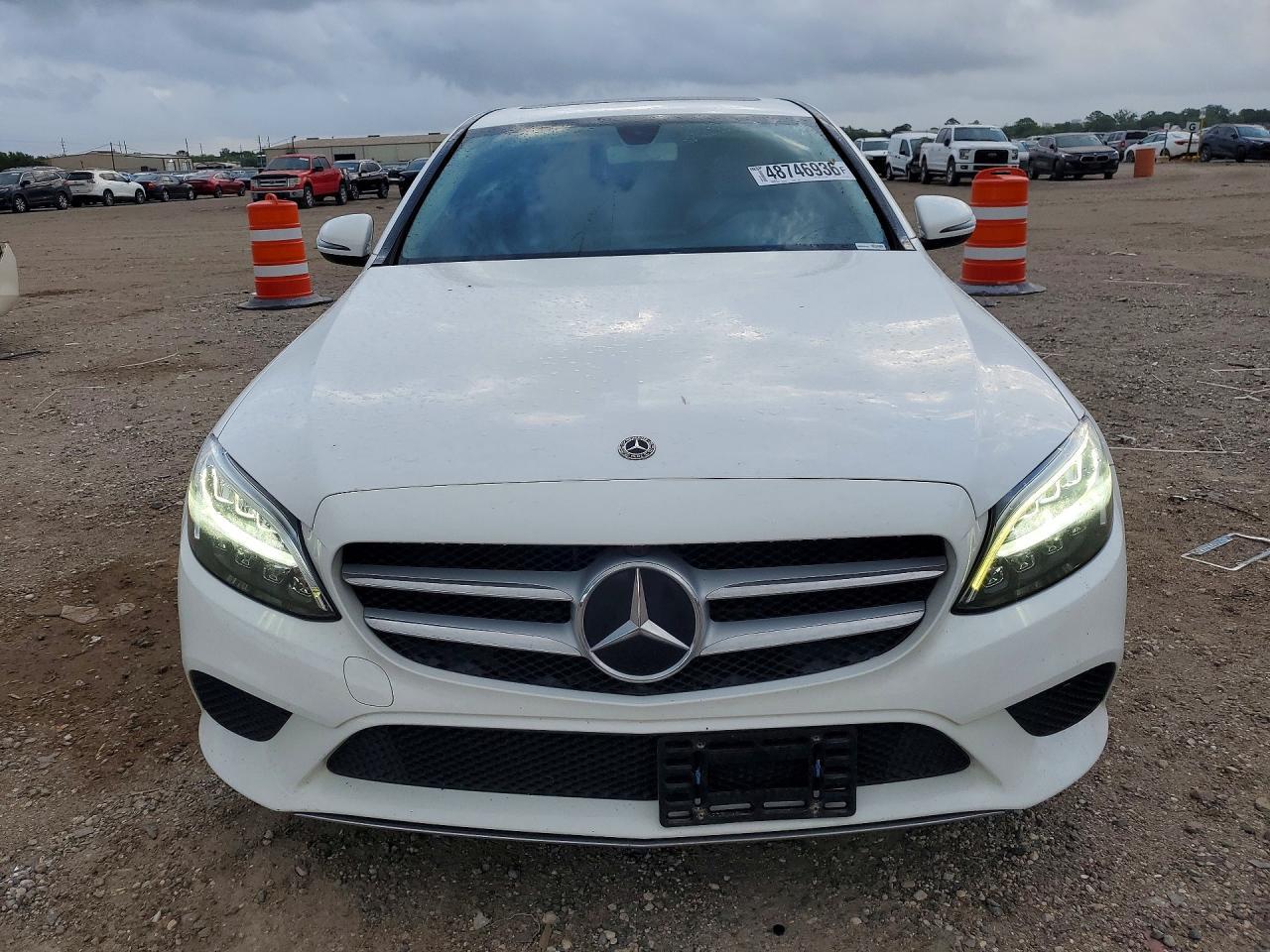 2019 Mercedes-Benz C 300 - zdjęcie 5