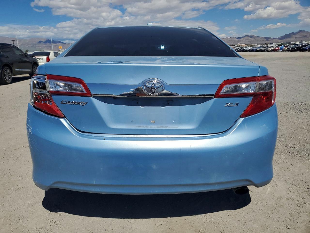 2014 Toyota Camry Xle - zdjęcie 6