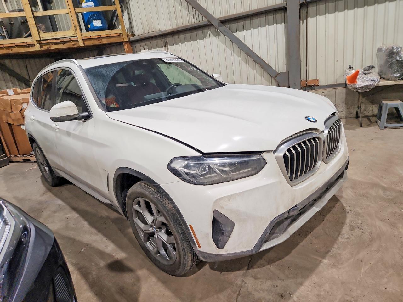 2023 BMW X3 xDrive30I - zdjęcie 4
