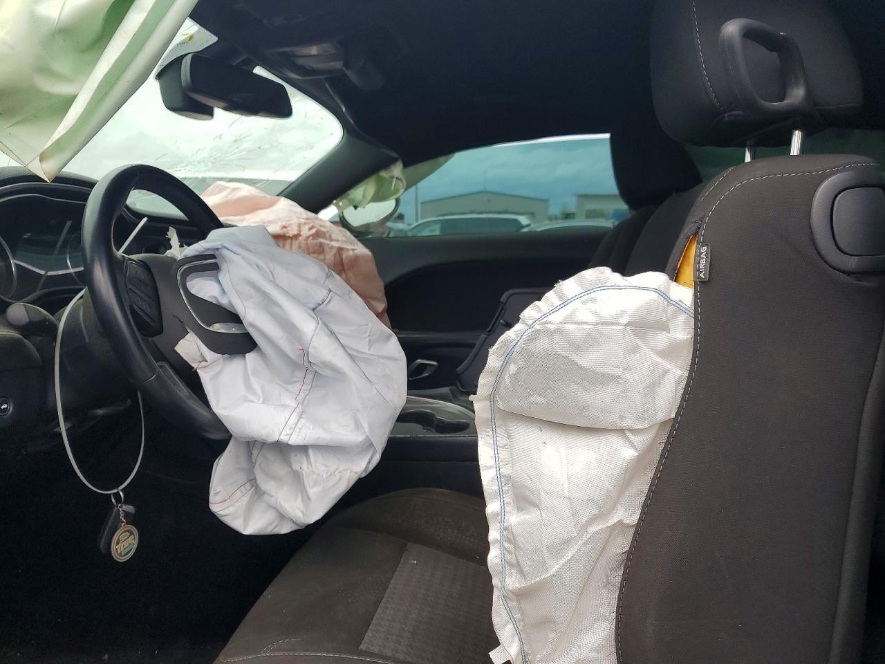 2021 Dodge Challenger Sxt - zdjęcie 7