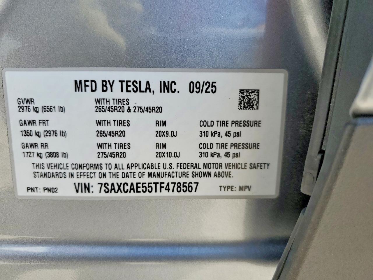 2026 Tesla Model X - zdjęcie 13