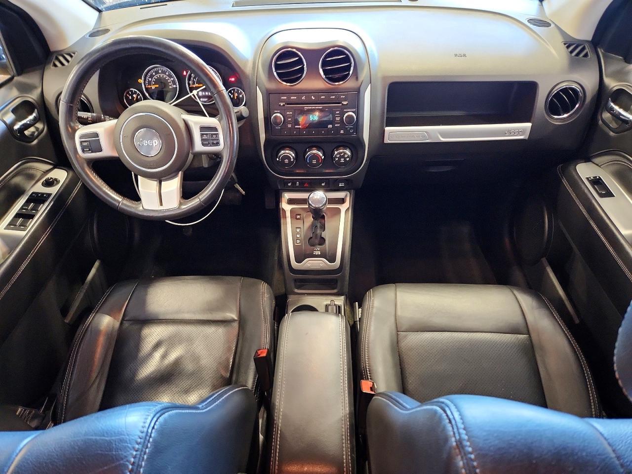 2016 Jeep Compass Latitude - zdjęcie 8