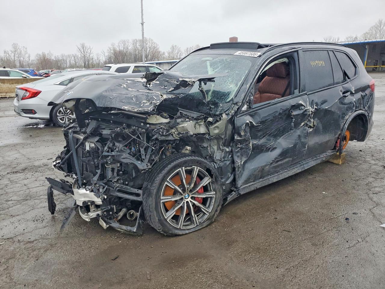 2022 BMW X5 xDrive40I - zdjęcie główne