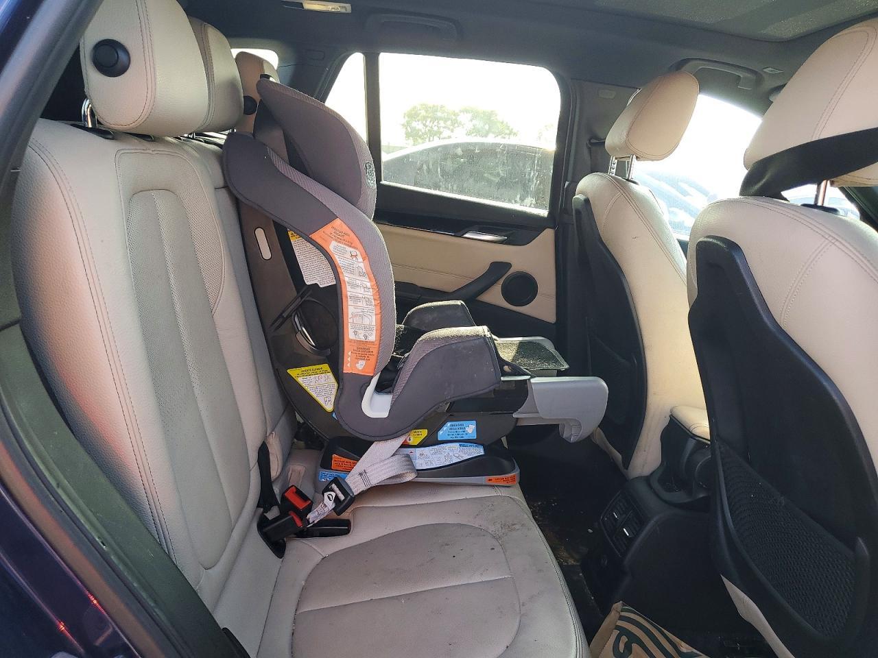 2018 BMW X1 - zdjęcie 11