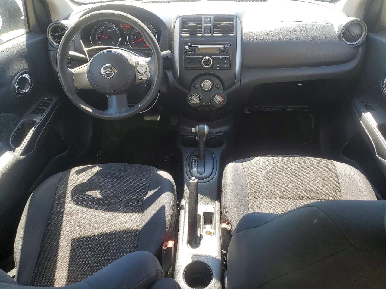 2013 Nissan Versa 1.6 S - zdjęcie 8