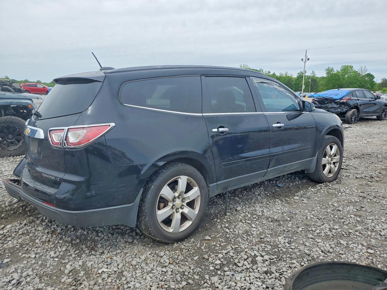 2016 Chevrolet Traverse Lt - zdjęcie 3