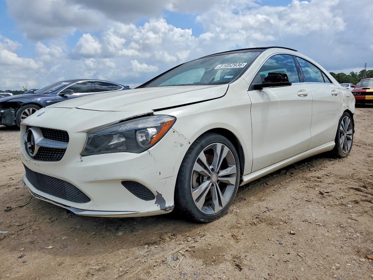 2017 Mercedes Benz C-Class C250 Rwd - zdjęcie główne