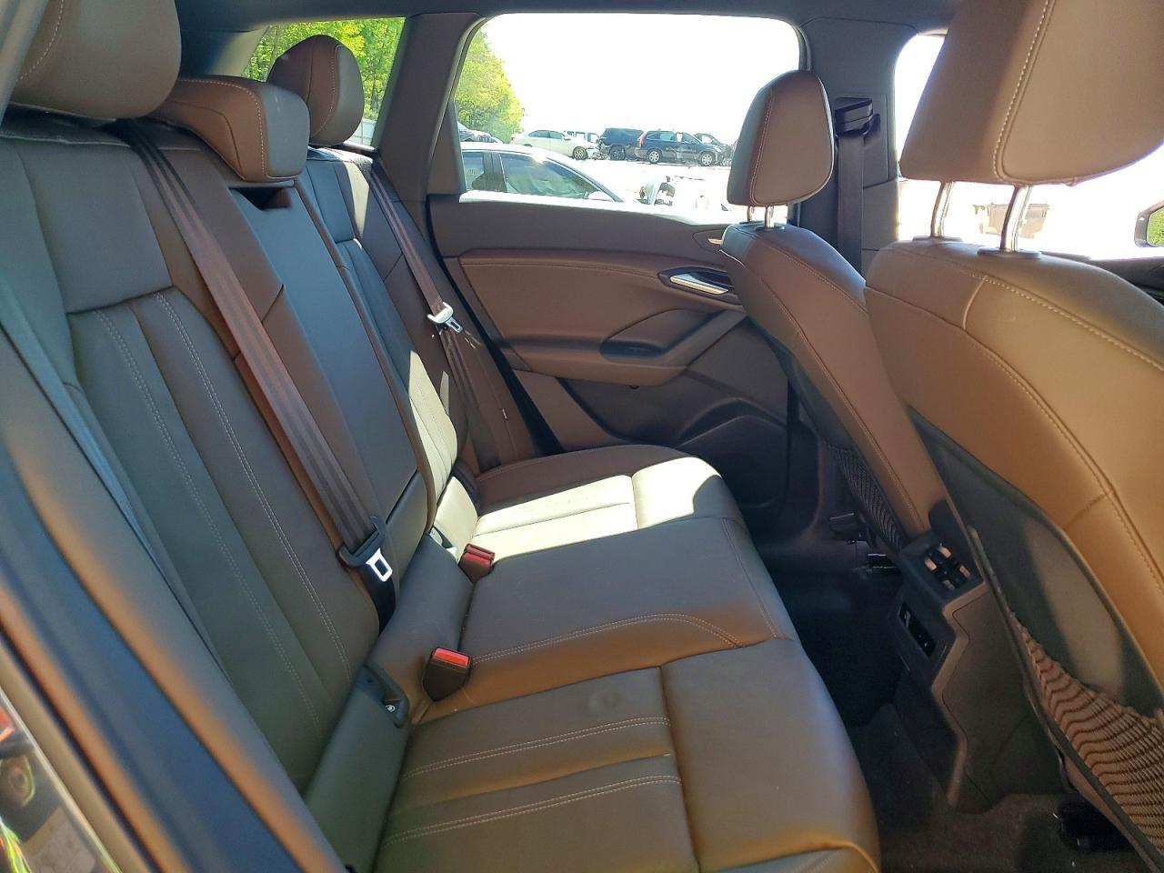 2025 Audi Q6 E-Tron Premium Plus - zdjęcie 11