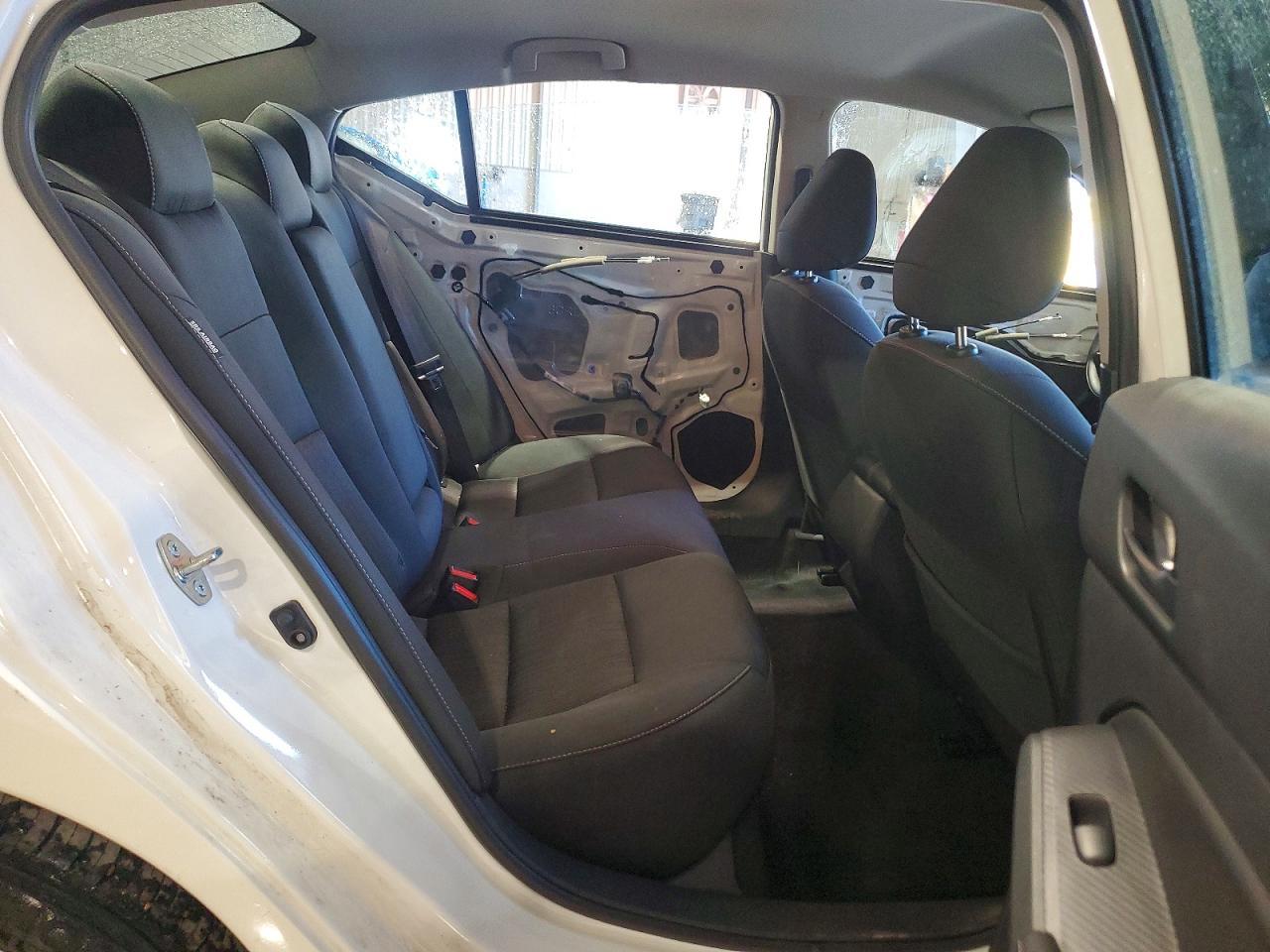 2025 Nissan Altima Sv - zdjęcie 10