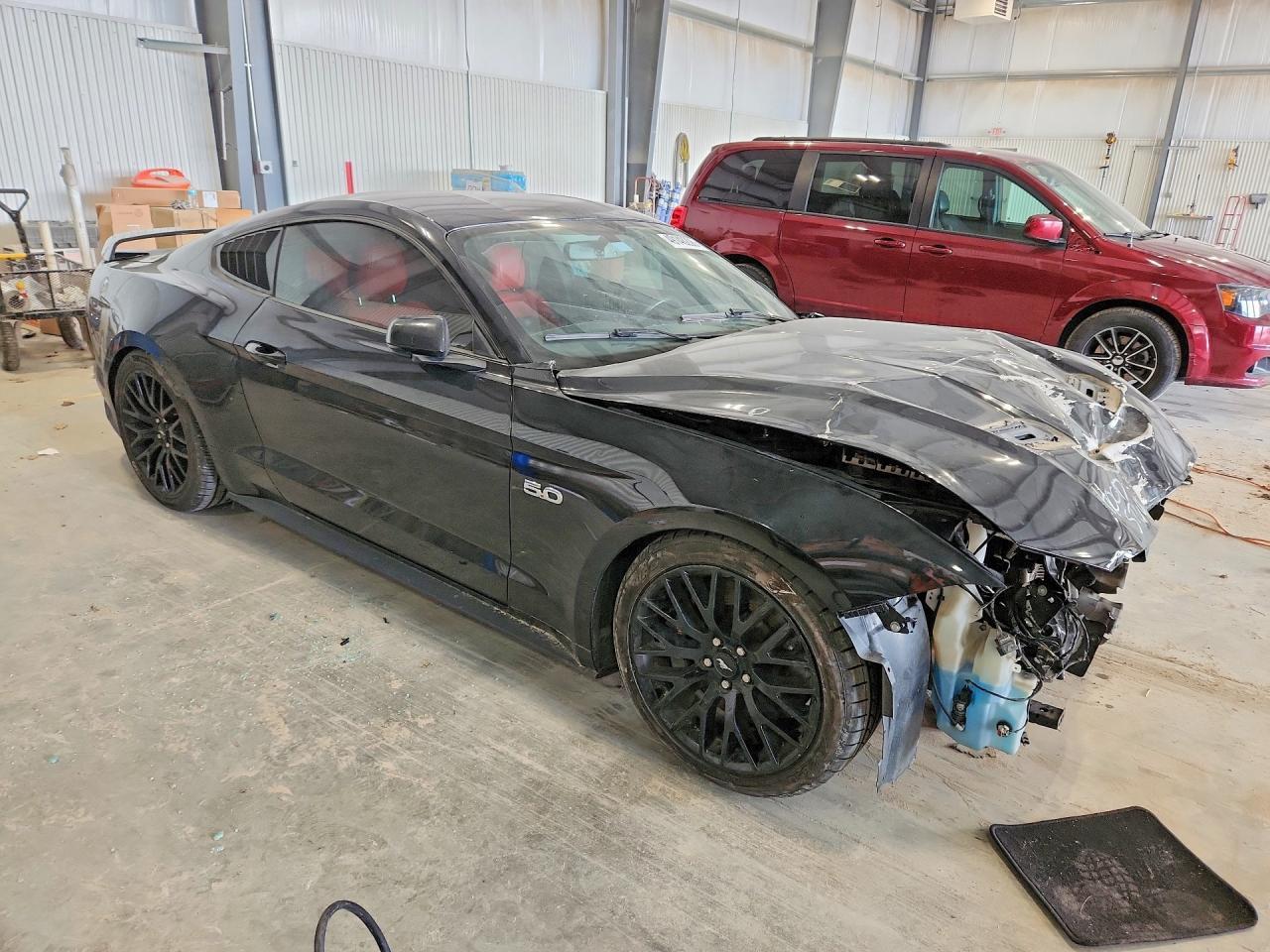 2020 Ford Mustang Gt Coupe - zdjęcie 4