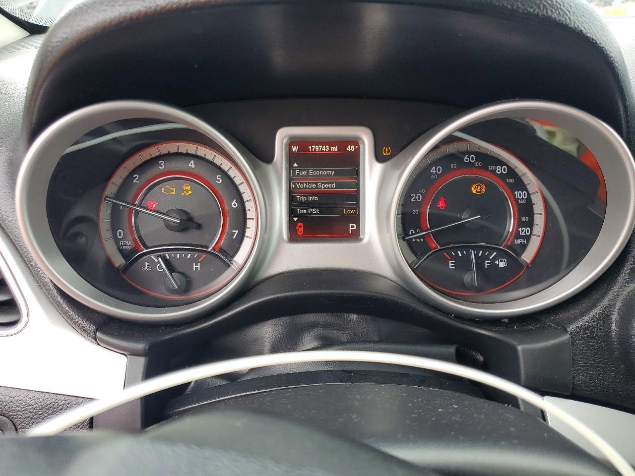 2015 Dodge Journey 4D - zdjęcie 9