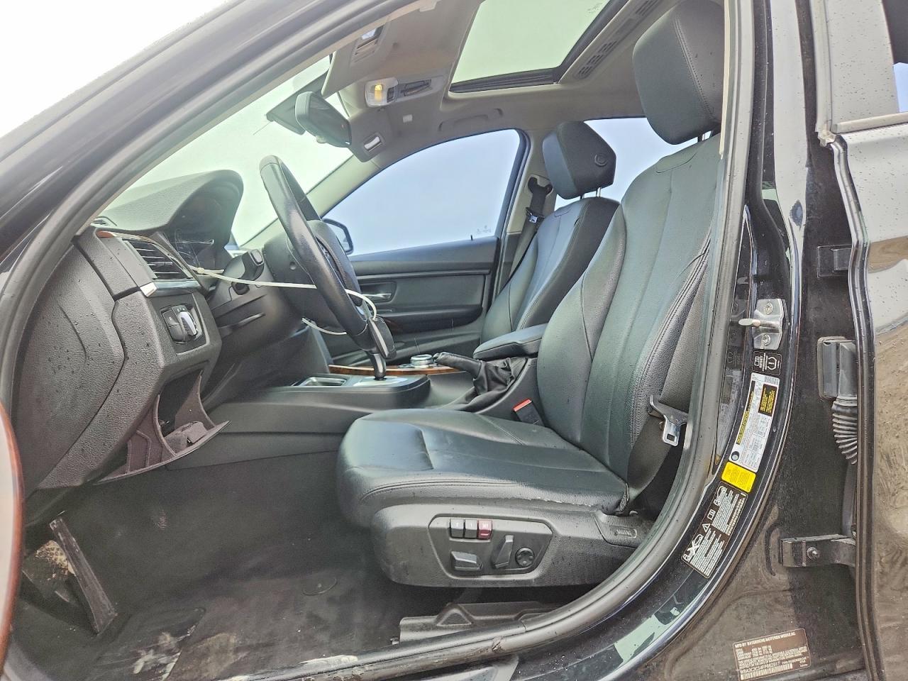 2015 BMW 320 I xDrive - zdjęcie 7