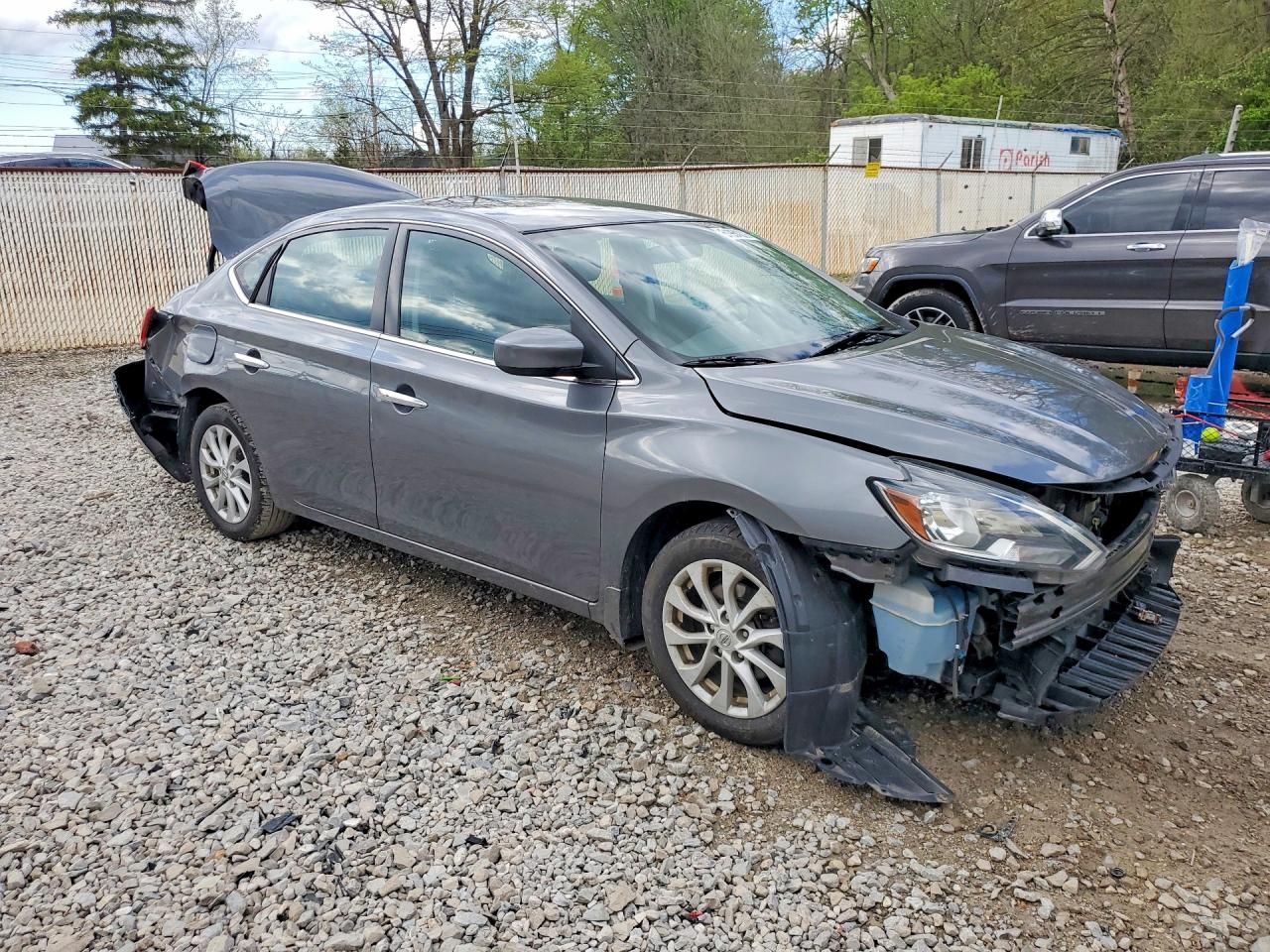 2018 Nissan Sentra Sv - zdjęcie 4
