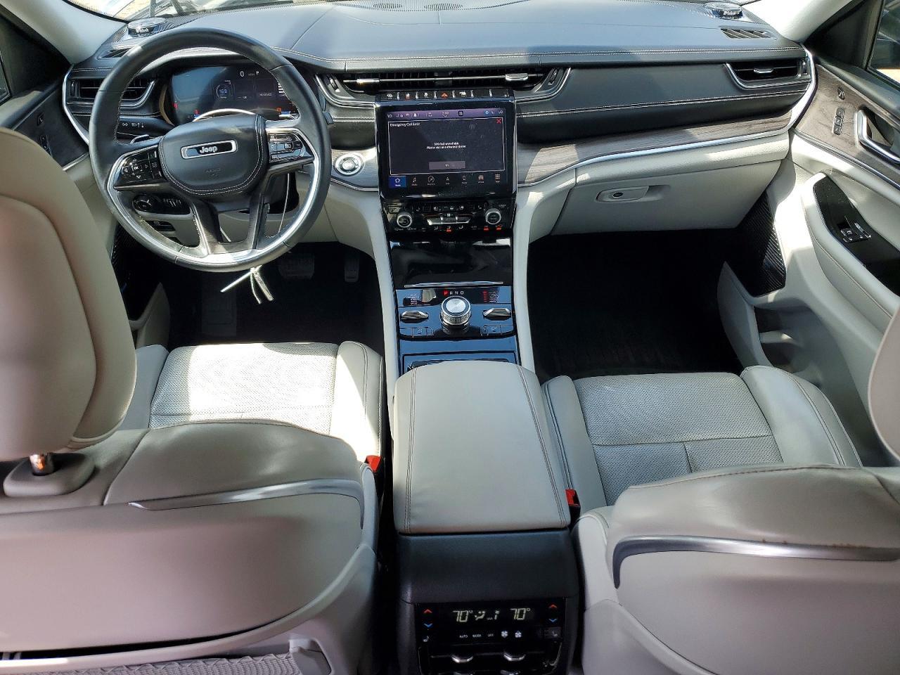 2021 Jeep Grand Cherokee L Overland - zdjęcie 8