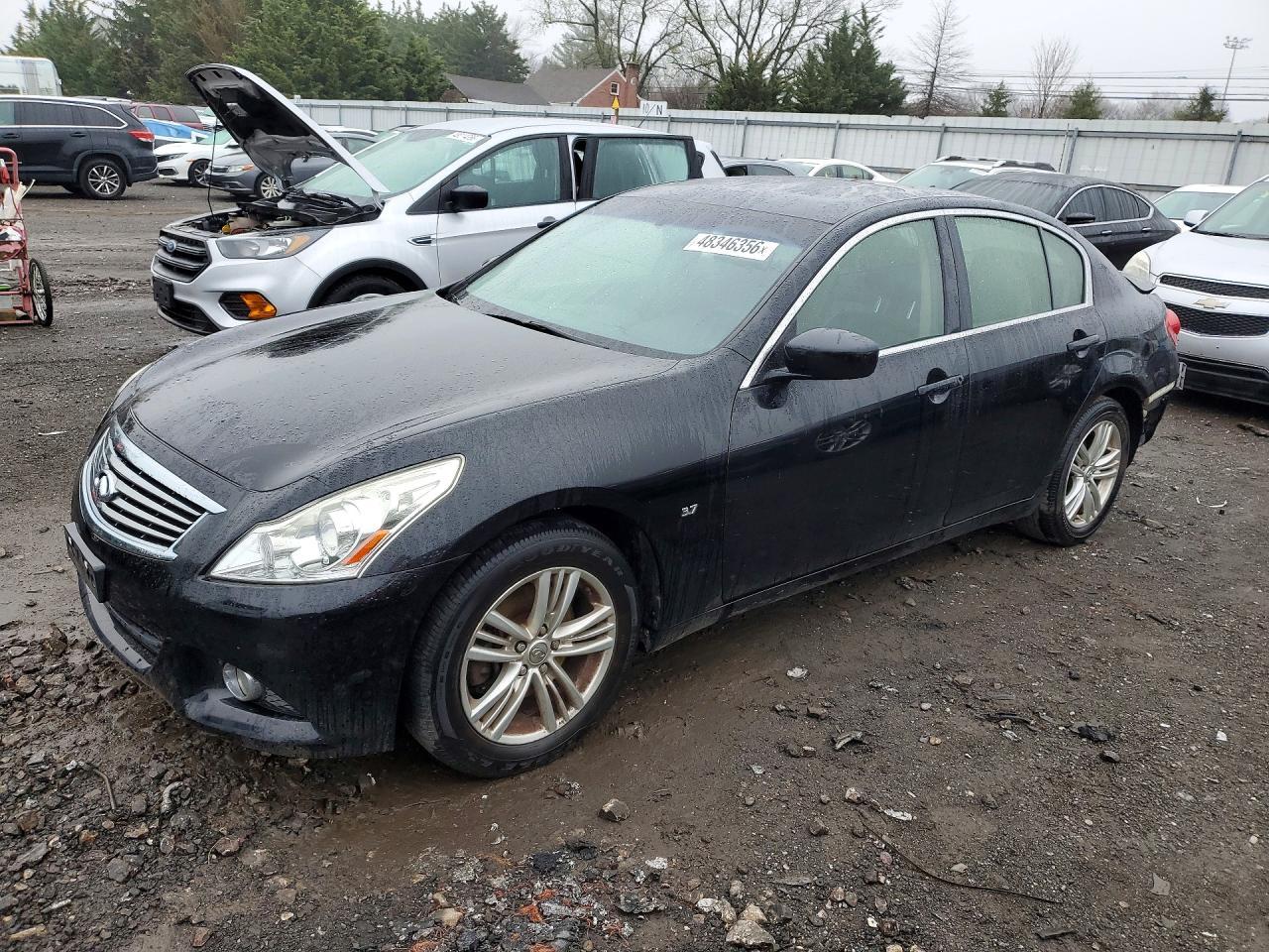 2015 Infiniti Q40 Base - zdjęcie główne