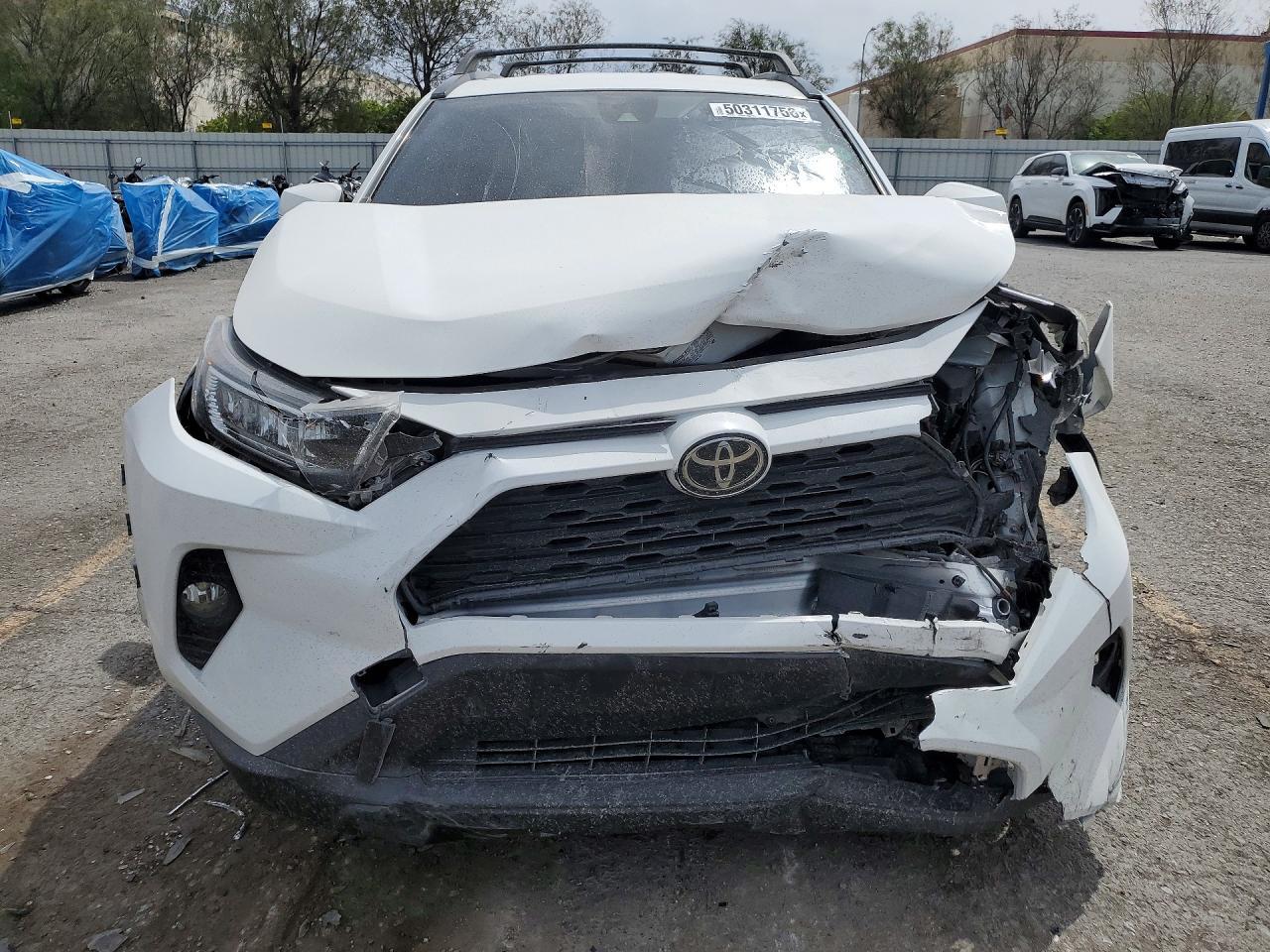 2020 Toyota Rav4 Xle - zdjęcie 5