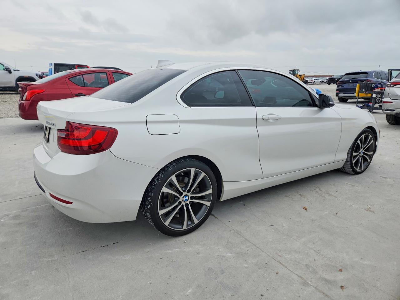 2014 BMW 228 I - zdjęcie 3