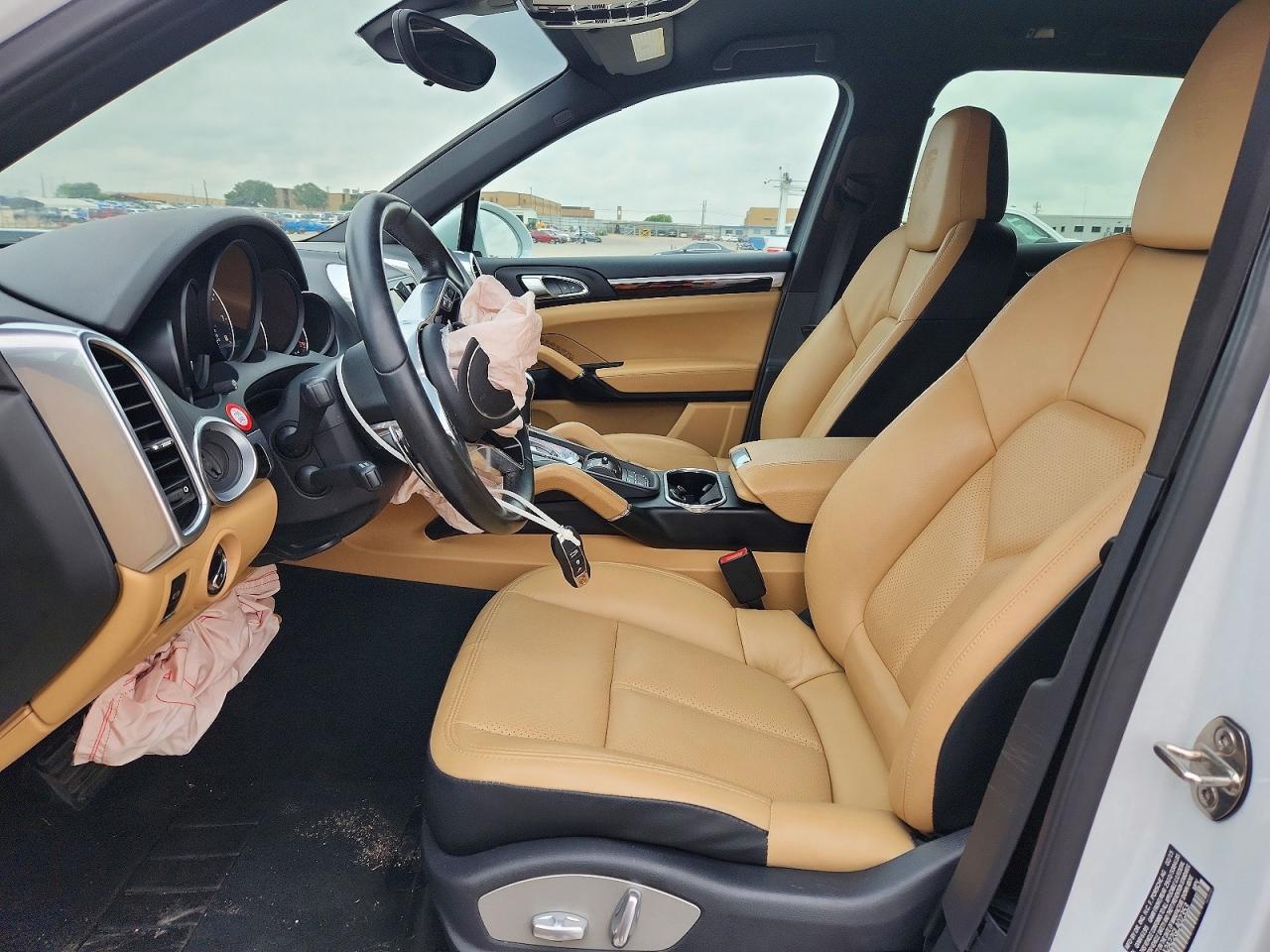2016 Porsche Cayenne - zdjęcie 7
