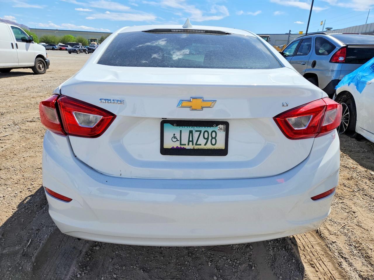 2018 Chevrolet Cruze Lt - zdjęcie 6