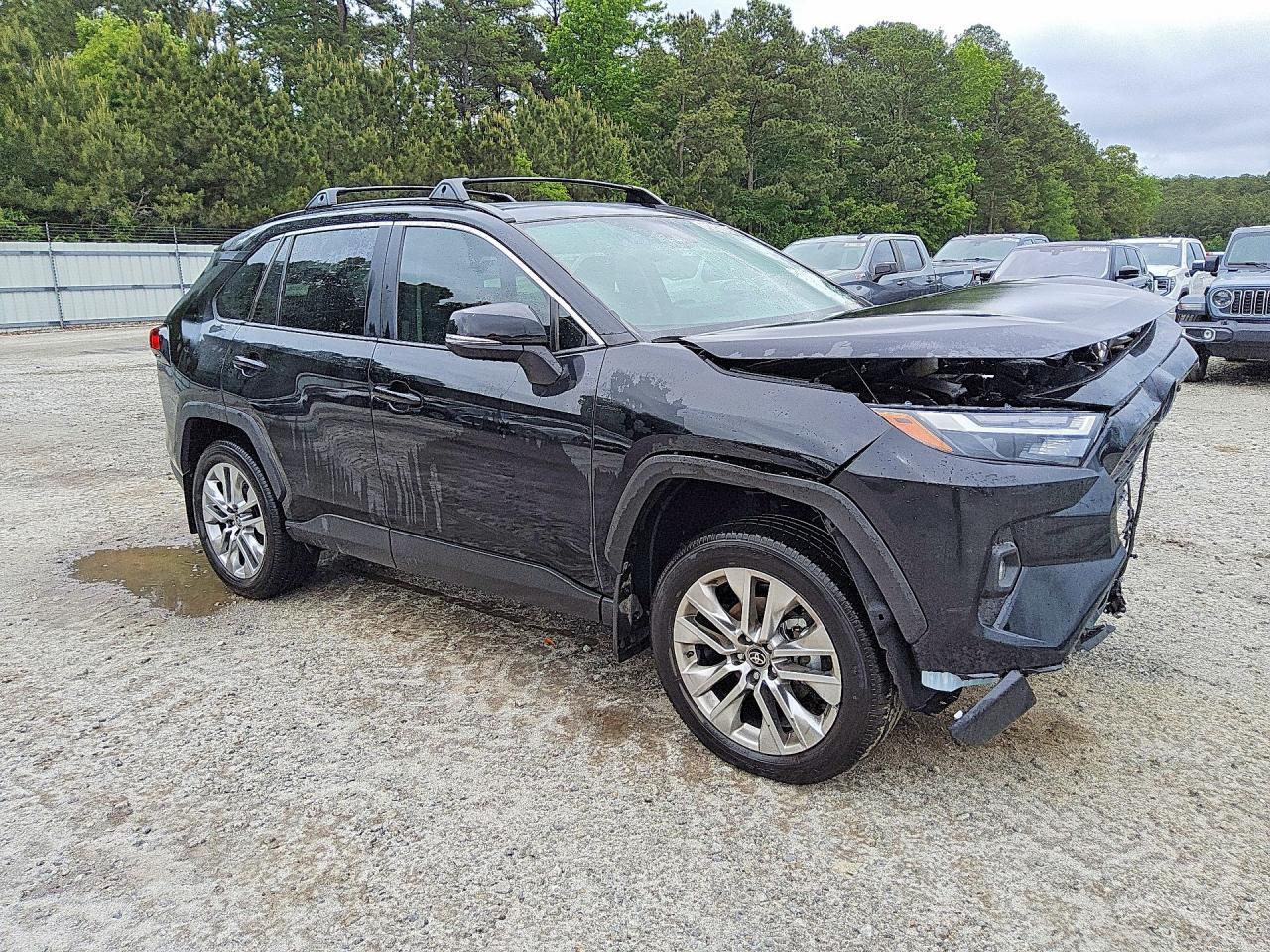 2025 Toyota Rav4 Xle Premium - zdjęcie 4