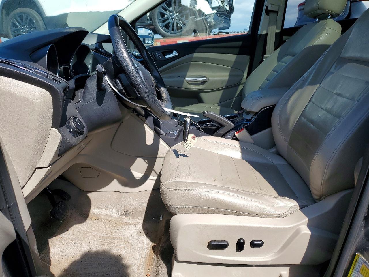 2014 Ford Escape Titanium - zdjęcie 7
