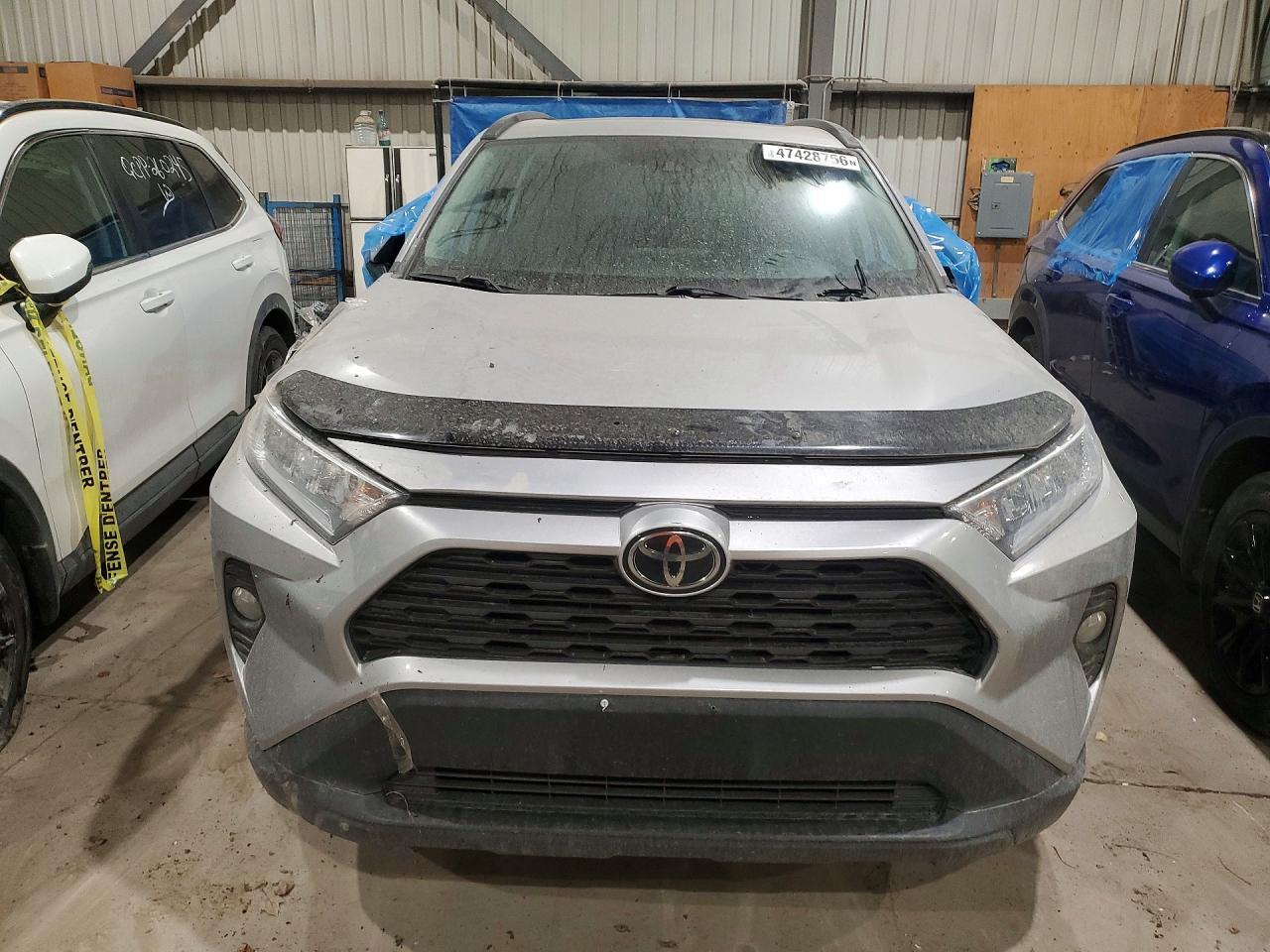 2021 Toyota Rav4 Xle - zdjęcie 5