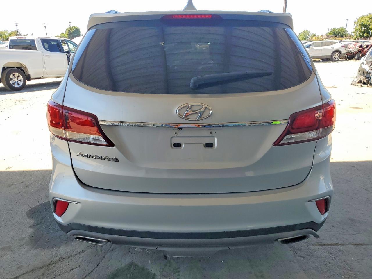 2017 Hyundai Santa Fe Se - zdjęcie 6