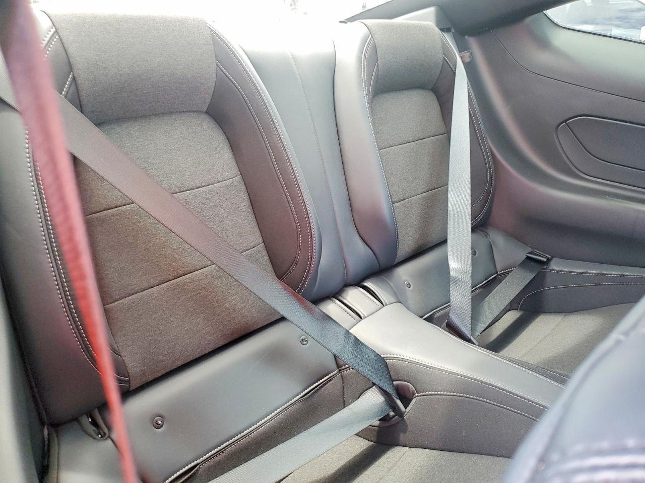 2025 Ford Mustang - zdjęcie 10