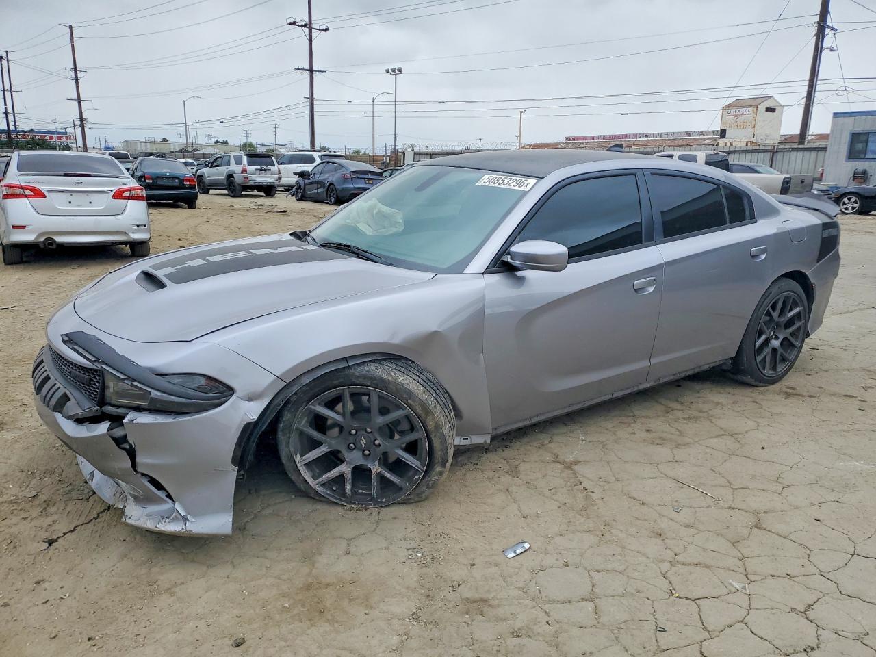 2017 Dodge Charger R - zdjęcie główne