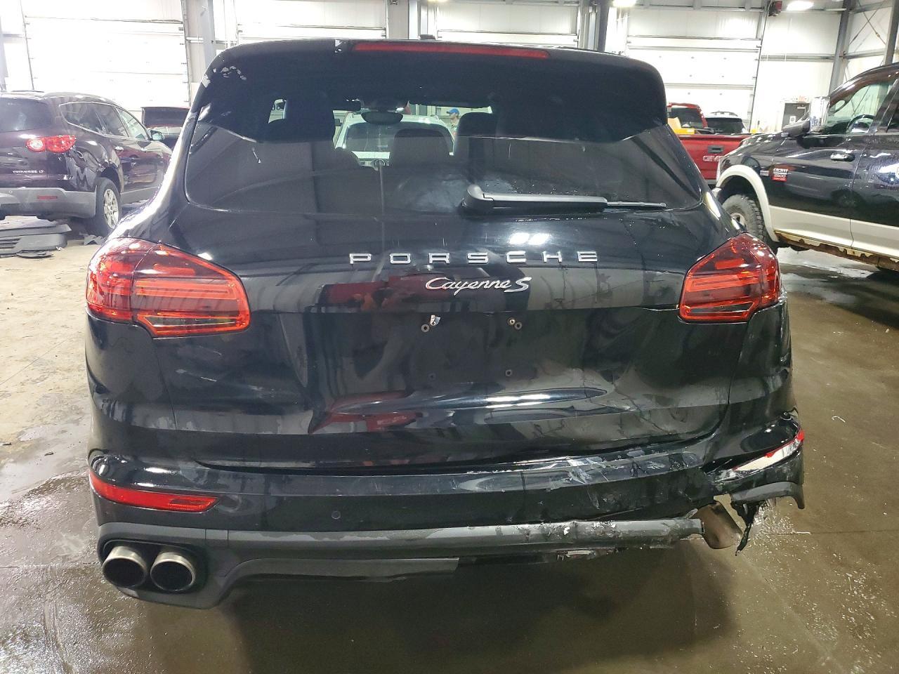 2017 Porsche Cayenne S - zdjęcie 6