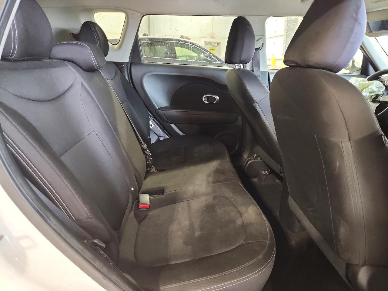 2015 Kia Soul Base - zdjęcie 10