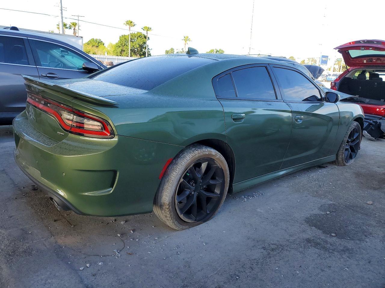 2021 Dodge Charger Gt - zdjęcie 3