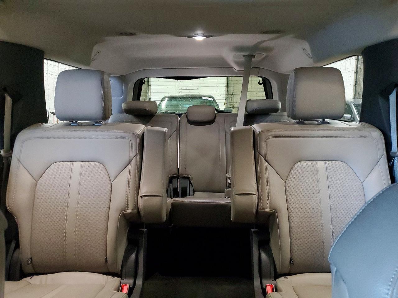 2020 Ford Expedition Max Limited - zdjęcie 10
