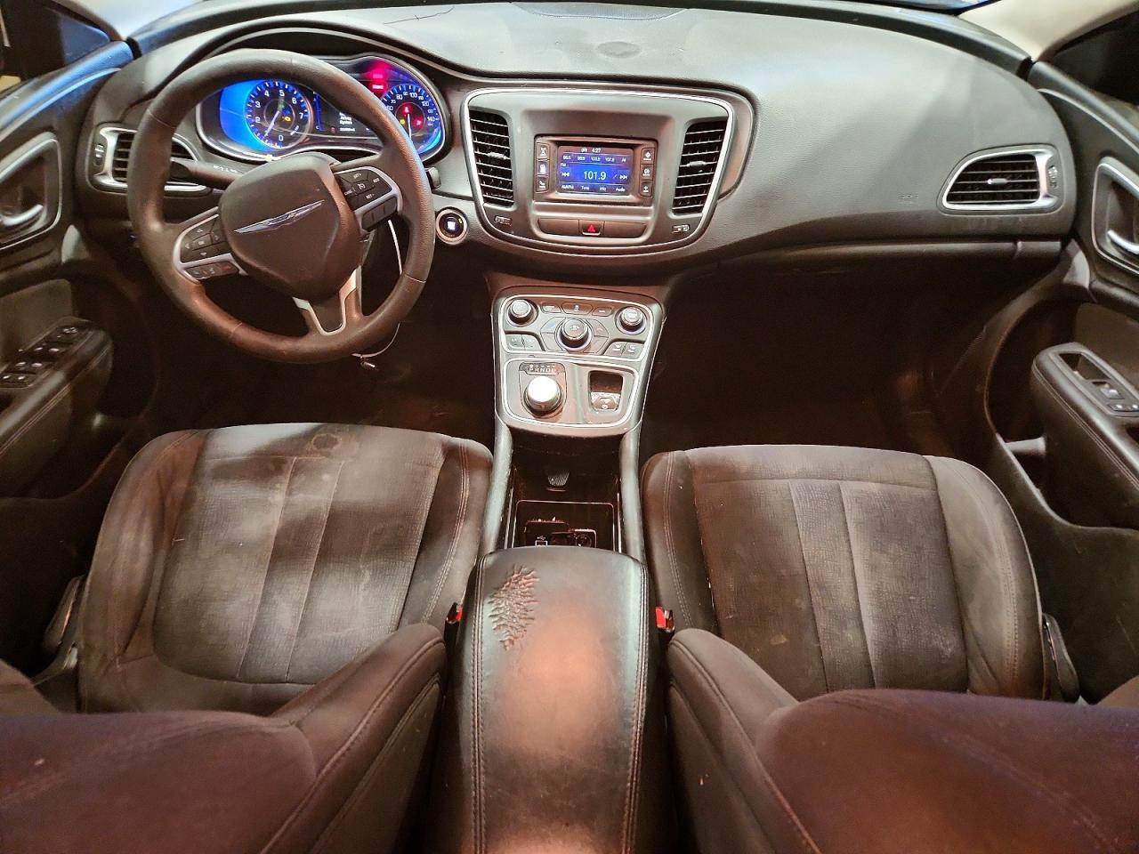2015 Chrysler 200 Limited - zdjęcie 8