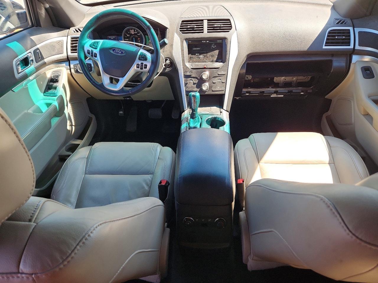 2015 Ford Explorer Xlt - zdjęcie 8