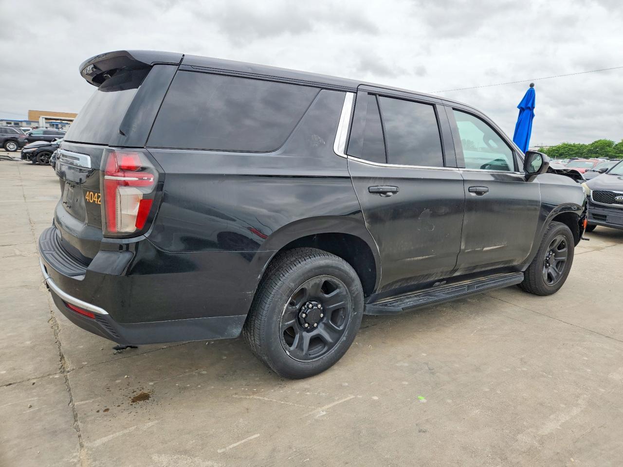 2022 Chevrolet Tahoe C1500 - zdjęcie 3