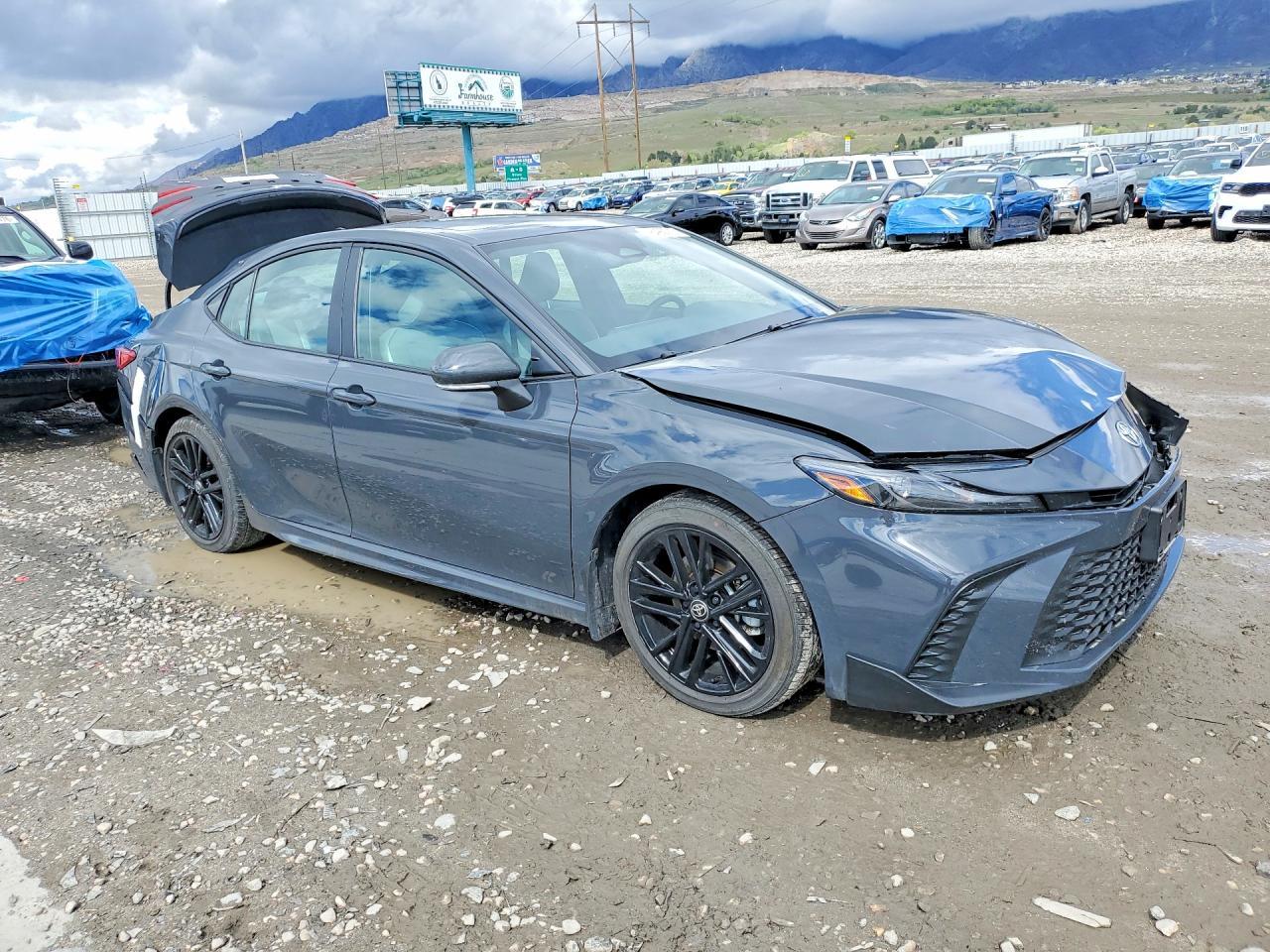 2025 Toyota Camry Se - zdjęcie 4