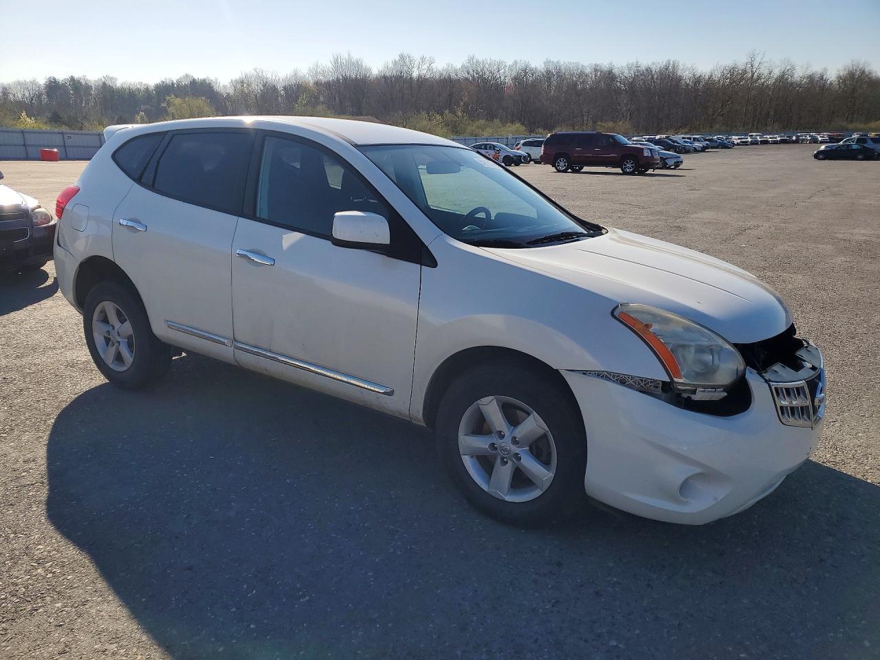 2013 Nissan Rogue S - zdjęcie 4