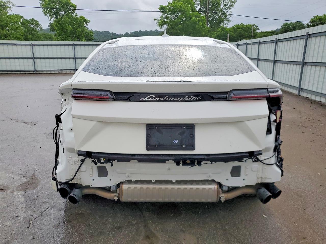 2022 Lamborghini Urus - zdjęcie 6