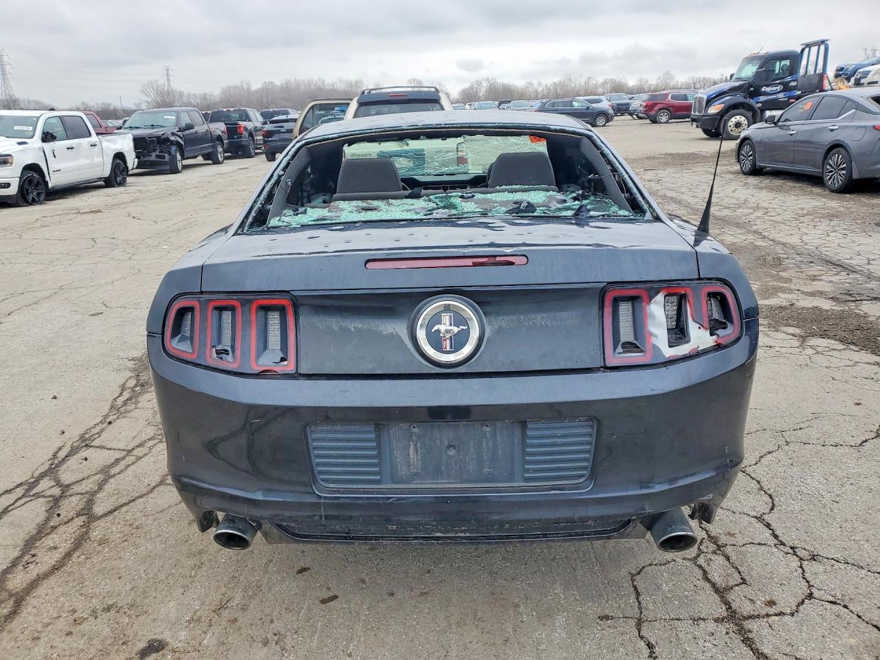 2014 Ford Mustang - zdjęcie 6