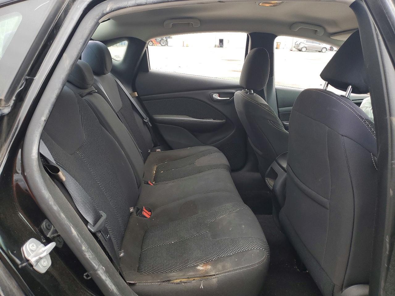 2016 Dodge Dart Sxt - zdjęcie 10