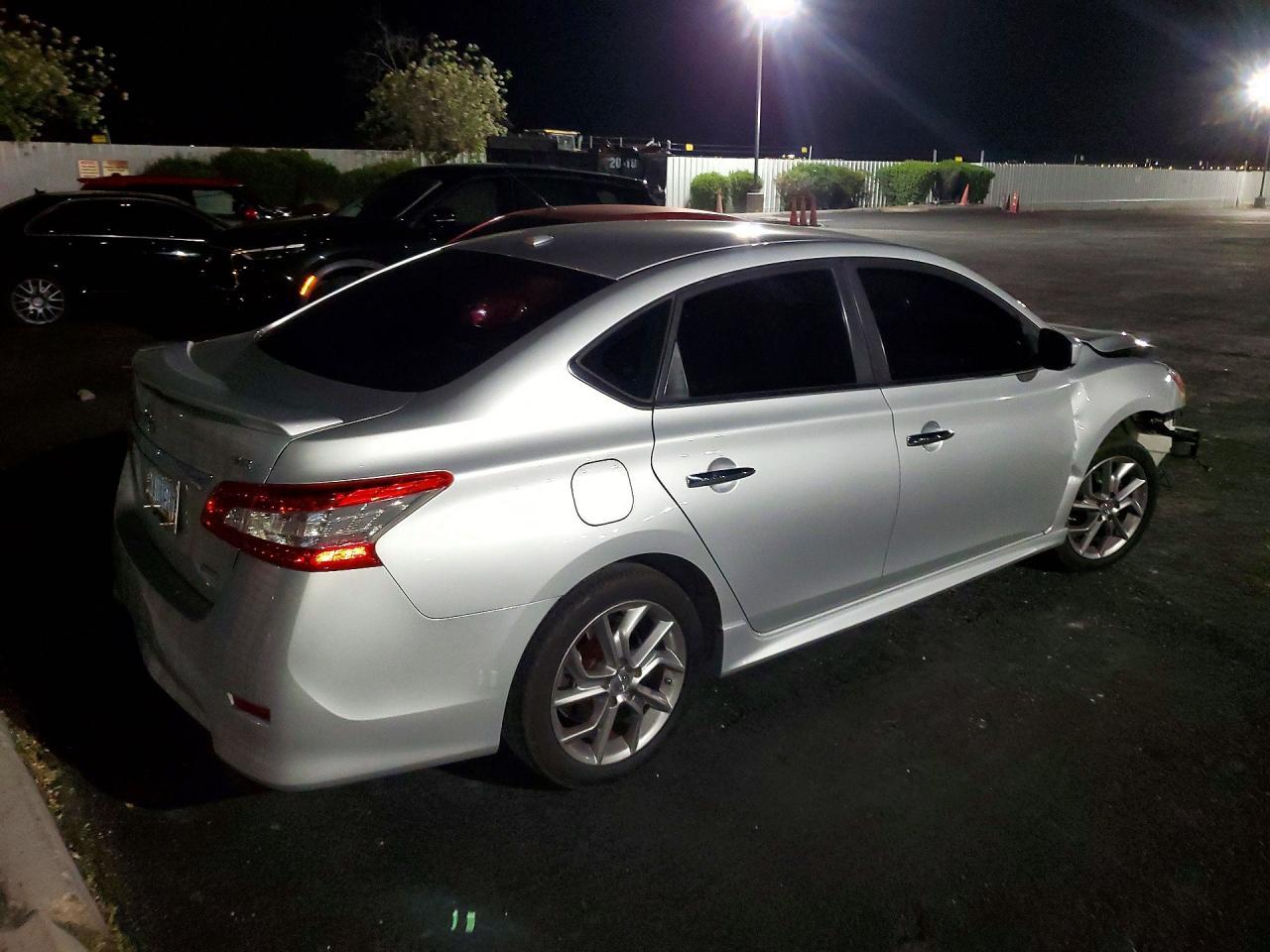 2013 Nissan Sentra S - zdjęcie 3