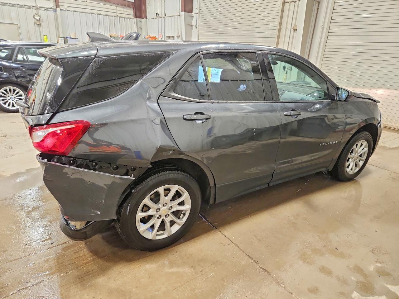 2019 Chevrolet Equinox Ls - zdjęcie 3