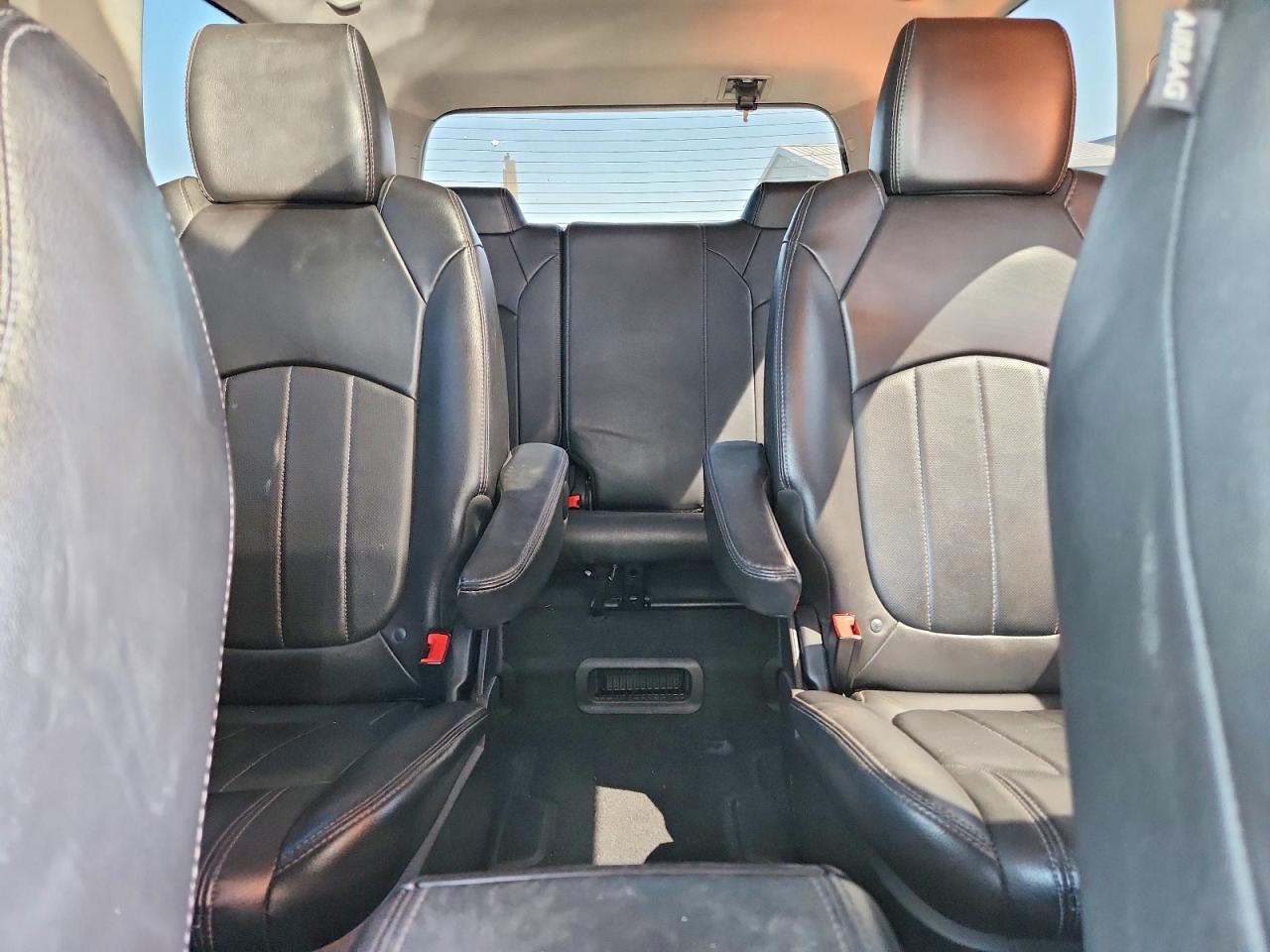 2016 GMC Acadia Denali - zdjęcie 10