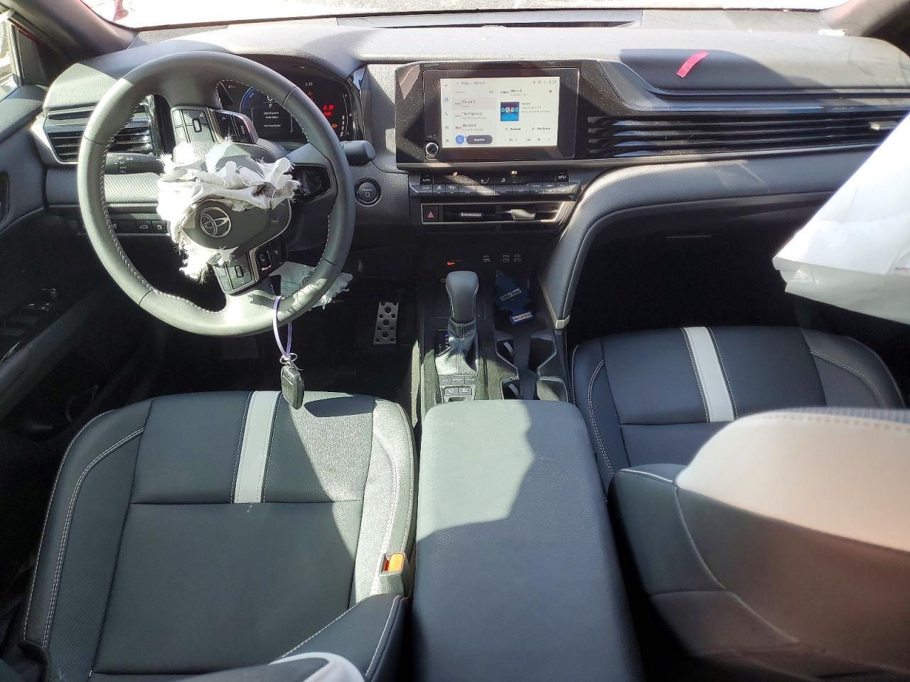 2026 Toyota Camry Se - zdjęcie 10