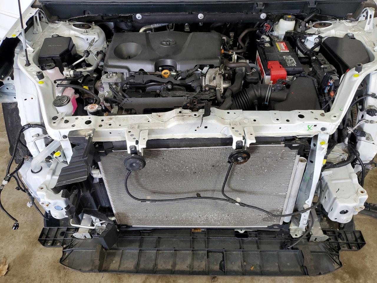 2021 Toyota Rav4 Le - zdjęcie 12